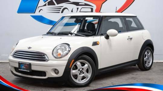 2009 MINI Cooper Cooper — Hatchback — 103,736 mi — Massapequa, NY