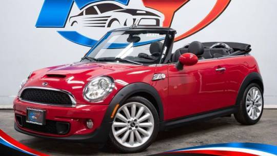 2011 MINI Convertible Cooper S — Convertible — 55,870 mi — Massapequa, NY
