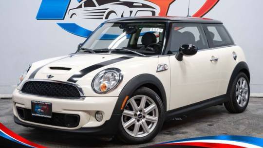 2013 MINI Hardtop Cooper S — Hatchback — 67,664 mi — Massapequa, NY