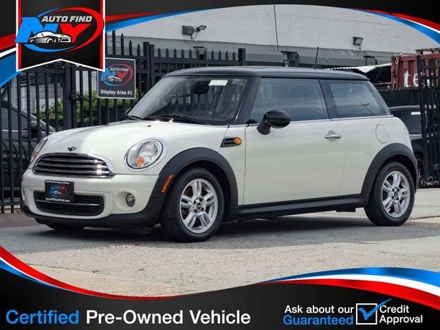 2011 MINI Hardtop Cooper — Hatchback — 84,702 mi — Massapequa, NY