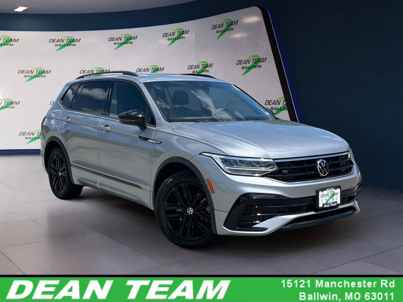 2022 Volkswagen Tiguan SE R-Line Black — SUV — 33,476 mi — Ballwin, MO