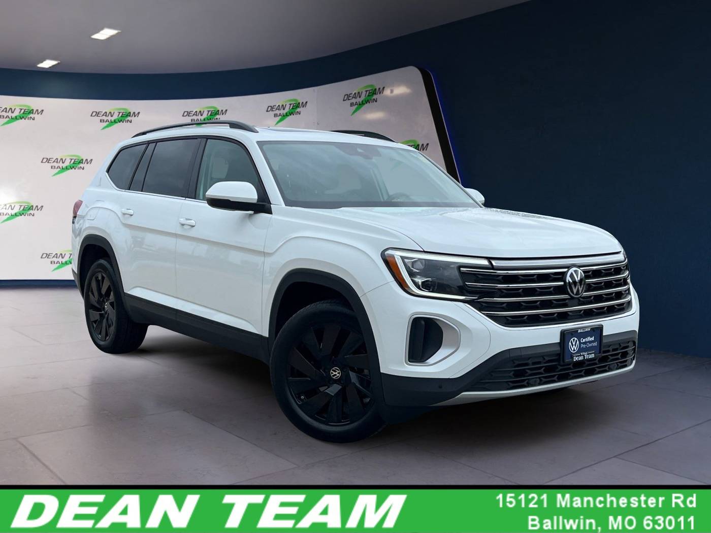 2025 Volkswagen Atlas SE with Technology — SUV — 7,109 mi — Ballwin, MO