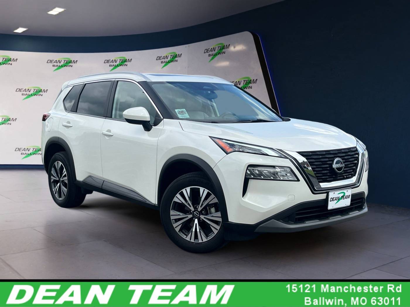 2023 Nissan Rogue SV — SUV — 24,894 mi — Ballwin, MO