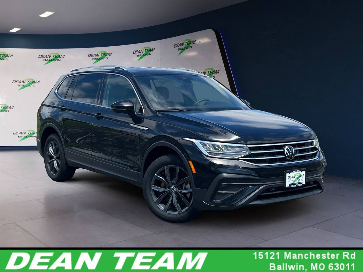 2024 Volkswagen Tiguan SE — SUV — 9,380 mi — Ballwin, MO
