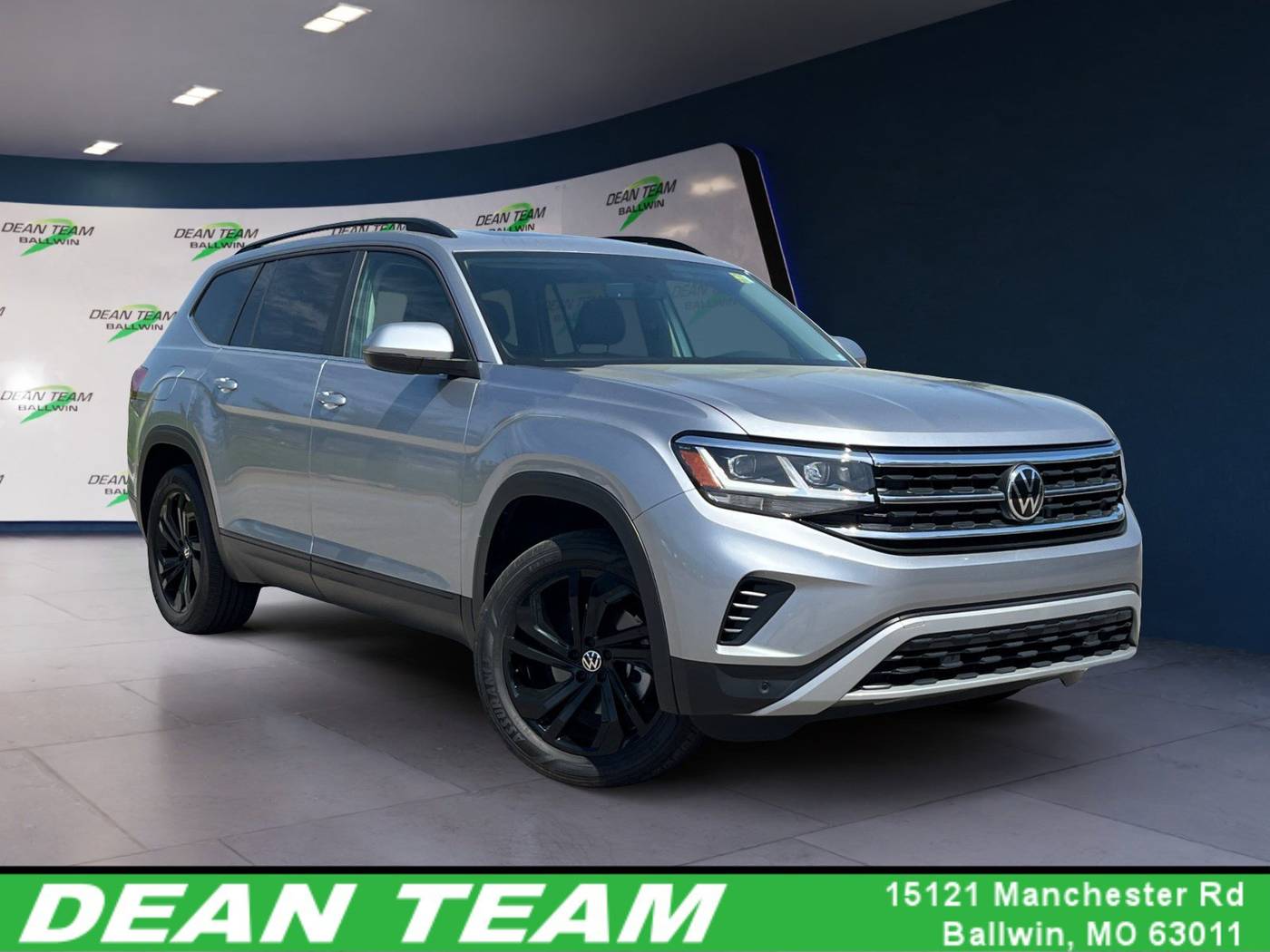 2022 Volkswagen Atlas SE with Technology — SUV — 21,970 mi — Ballwin, MO