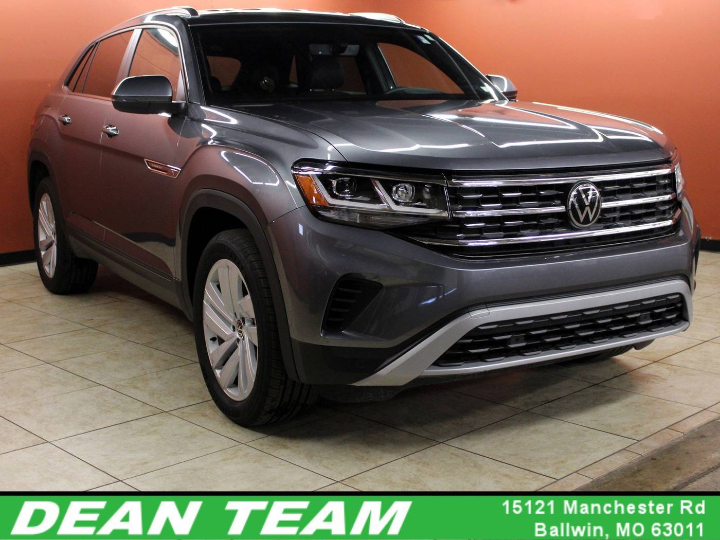 2023 Volkswagen Atlas Cross Sport SE with Technology — SUV — 9,120 mi — Ballwin, MO
