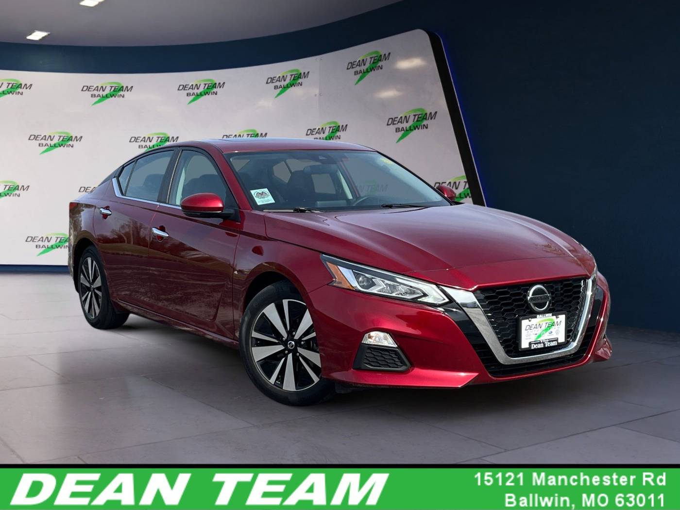 2022 Nissan Altima SV — Sedan — 29,143 mi — Ballwin, MO
