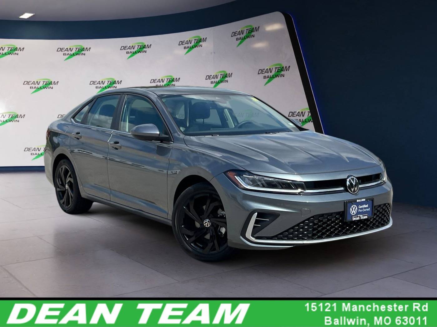2025 Volkswagen Jetta SE — Sedan — 852 mi — Ballwin, MO