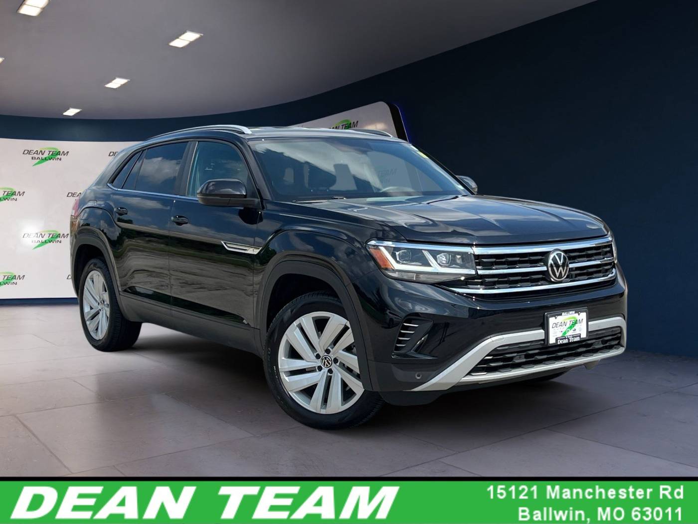 2022 Volkswagen Atlas Cross Sport SE with Technology — SUV — 26,972 mi — Ballwin, MO