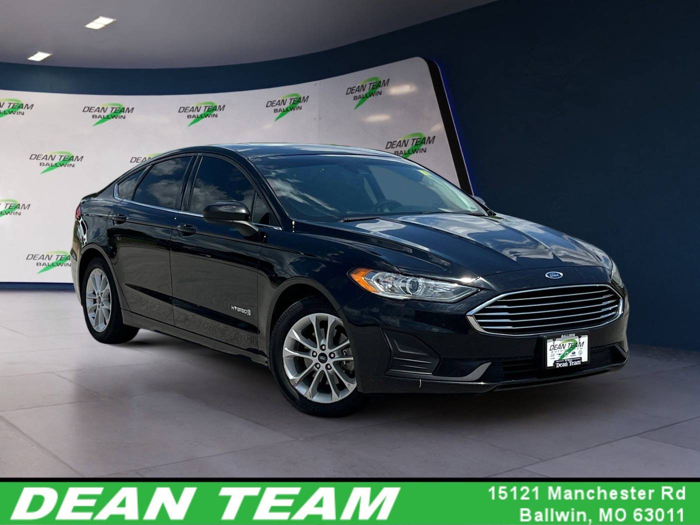 2019 Ford Fusion Hybrid SE — Sedan — 130,667 mi — Ballwin, MO