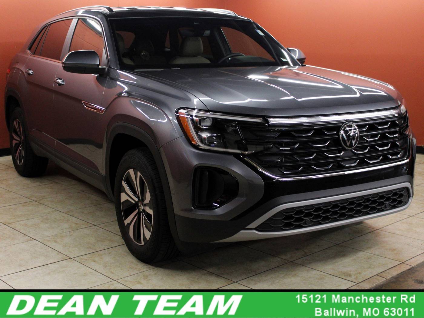 2024 Volkswagen Atlas Cross Sport SE — SUV — 5,357 mi — Ballwin, MO