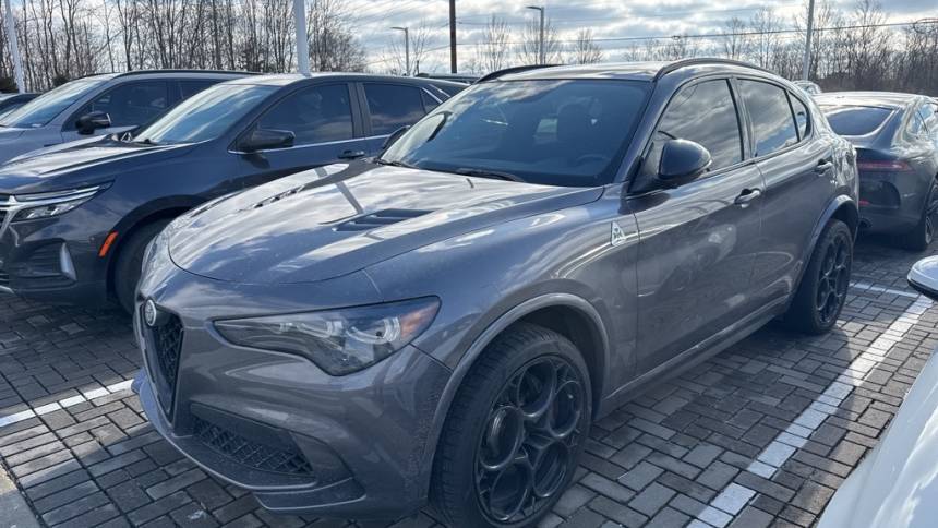 2024 Alfa Romeo Stelvio Quadrifoglio Carbon — SUV — 3,622 mi — Indianapolis, IN