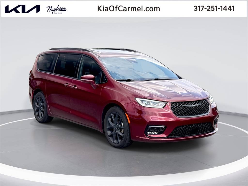 2022 Chrysler Pacifica Limited — Minivan — 40,543 mi — Indianapolis, IN