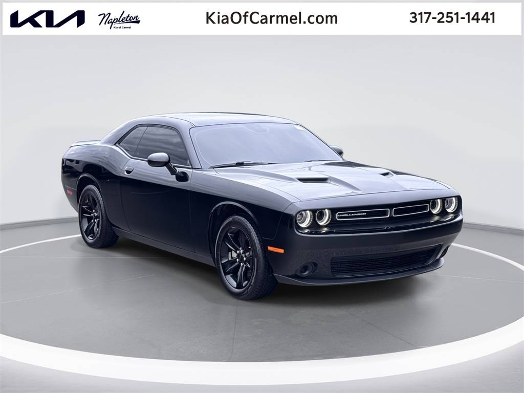 2022 Dodge Challenger SXT — Coupe — 39,775 mi — Indianapolis, IN
