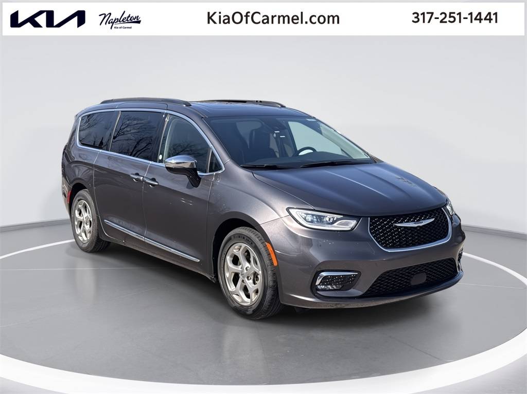 2023 Chrysler Pacifica Limited — Minivan — 54,566 mi — Indianapolis, IN