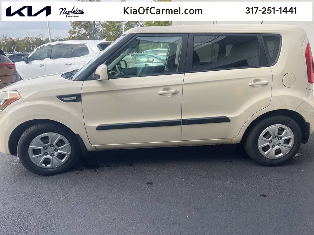 2013 Kia Soul Base — Hatchback — 107,631 mi — Indianapolis, IN