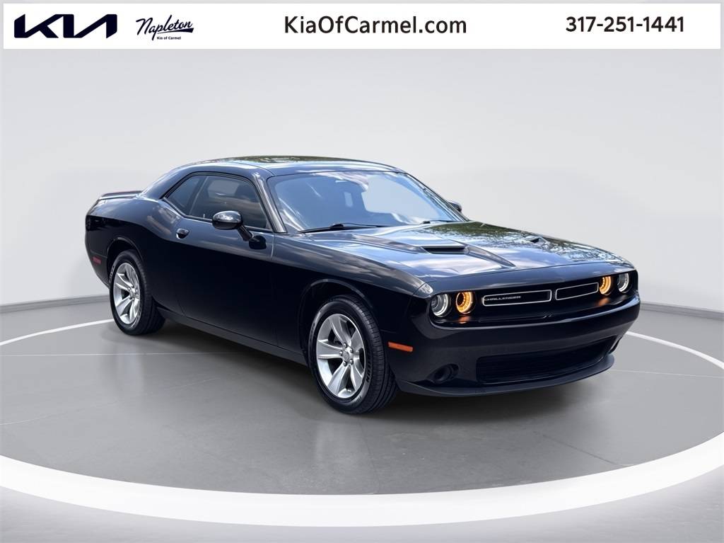 2022 Dodge Challenger SXT — Coupe — 45,948 mi — Indianapolis, IN