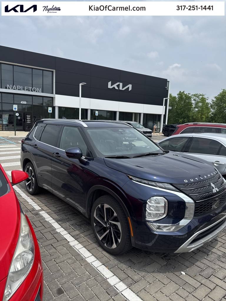 2022 Mitsubishi Outlander SEL — SUV — 43,018 mi — Indianapolis, IN