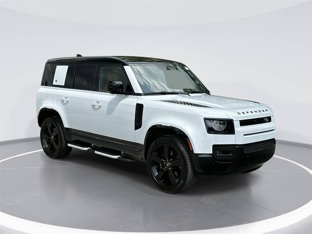 2023 Land Rover Defender V8 — SUV — 30,640 mi — Indianapolis, IN