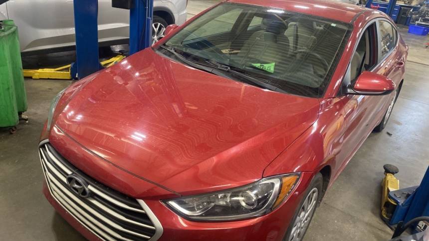 2018 Hyundai Elantra SE — Sedan — 124,324 mi — Indianapolis, IN