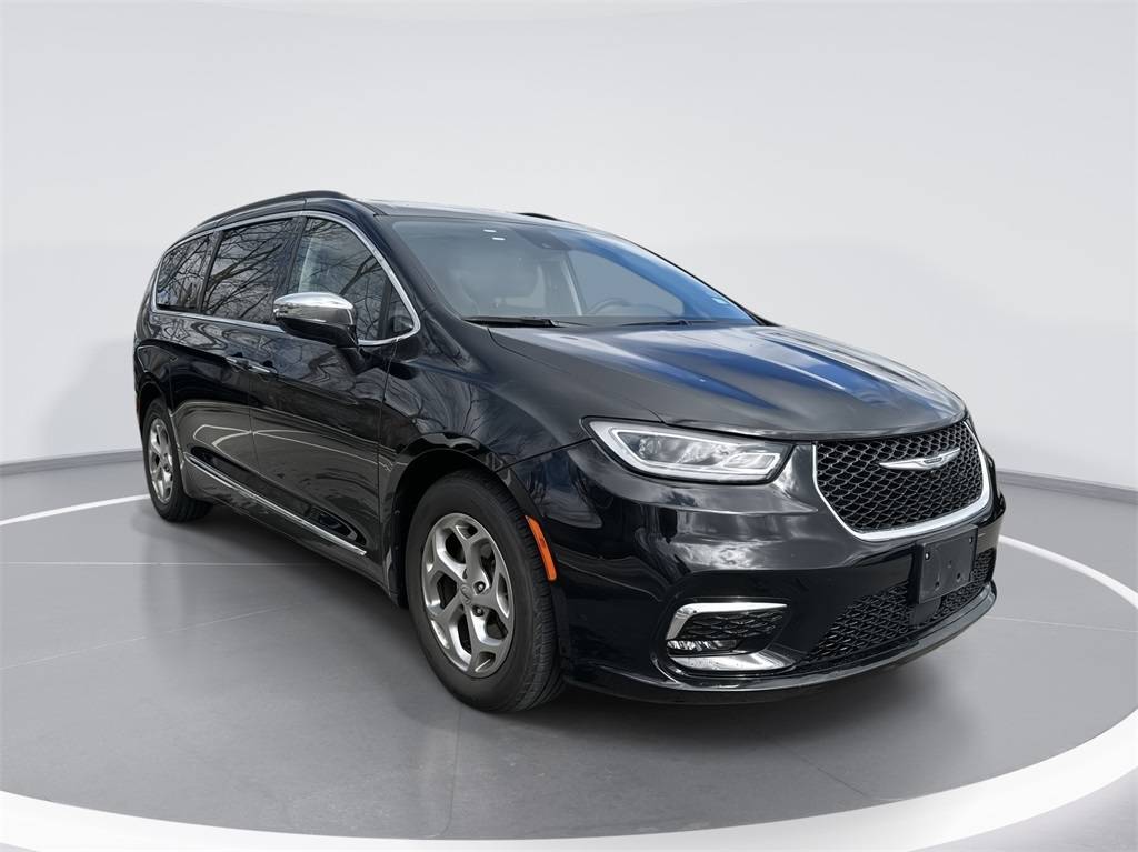 2023 Chrysler Pacifica Limited — Minivan — 54,225 mi — Indianapolis, IN
