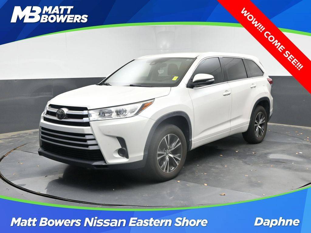 2017 Toyota Highlander LE V6 — SUV — 121,408 mi — Daphne, AL
