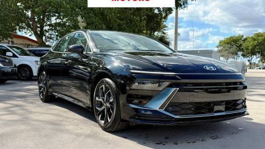 2024 Hyundai Sonata SEL — Sedan — 10,900 mi — Hollywood, FL