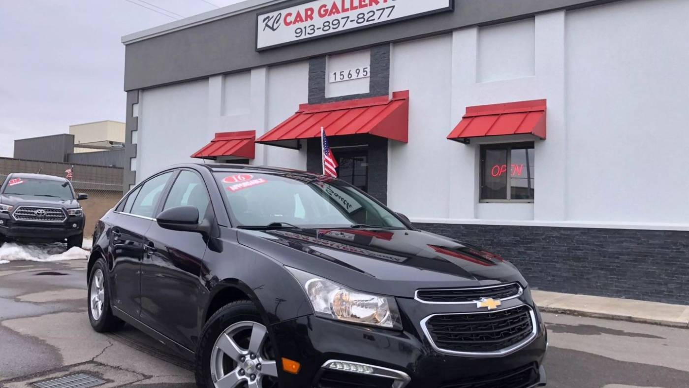 2016 Chevrolet Cruze Limited 1LT — Sedan — 128,007 mi — olathe, KS