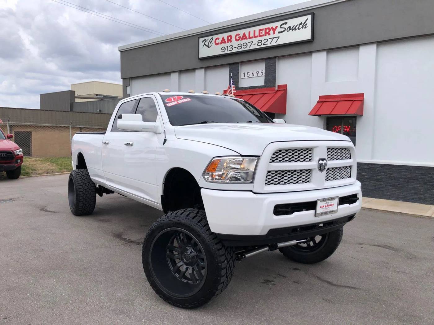 2017 Ram 2500 SLT — Pickup Truck — 236,150 mi — olathe, KS