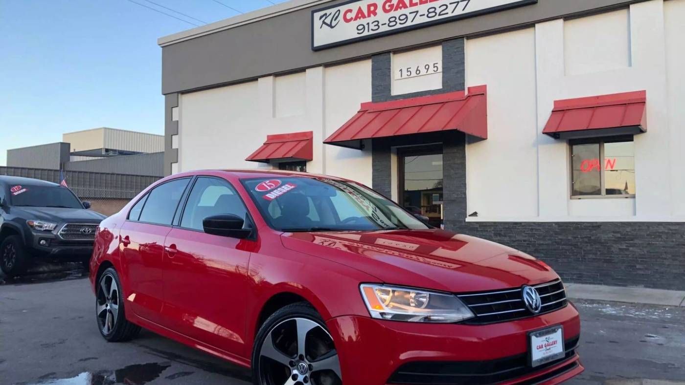 2015 Volkswagen Jetta TDI S — Sedan — 180,660 mi — olathe, KS