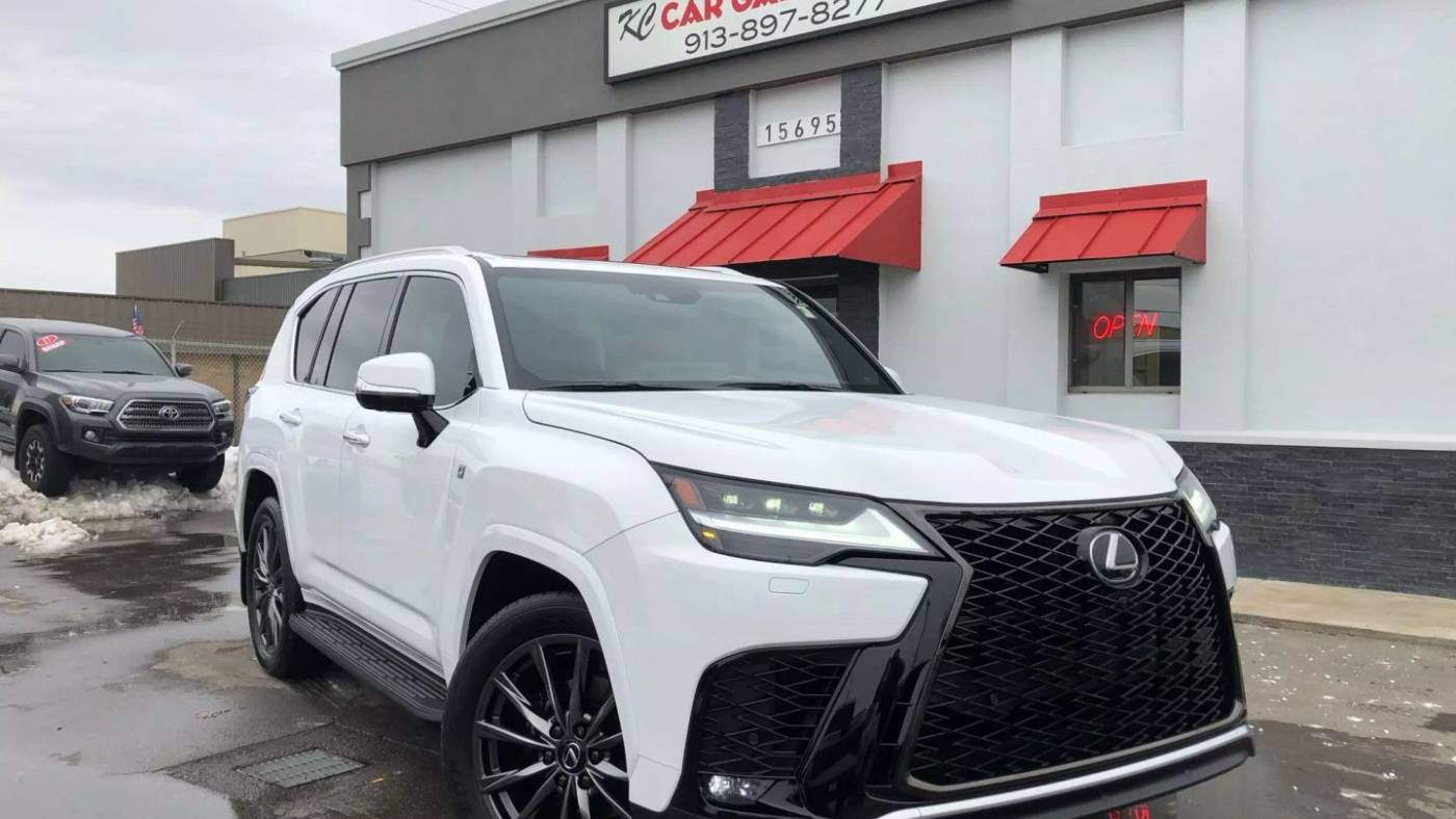 2024 Lexus LX LX 600 F SPORT — SUV — 726 mi — olathe, KS