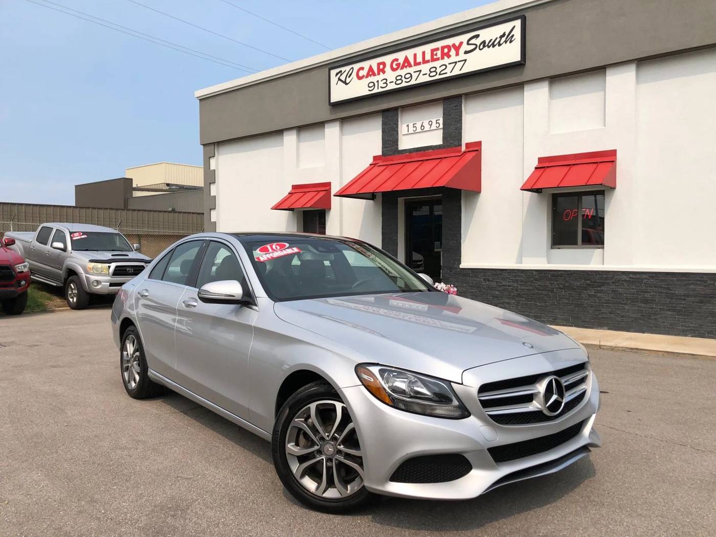 2016 Mercedes-Benz C-Class C 300 — Sedan — 96,199 mi — olathe, KS
