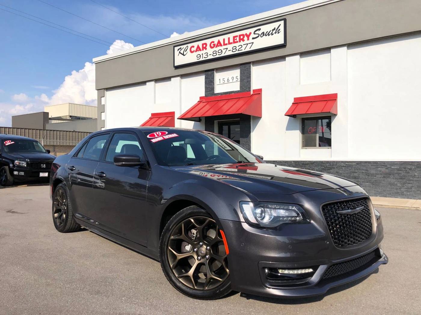2019 Chrysler 300 S — Sedan — 75,102 mi — olathe, KS