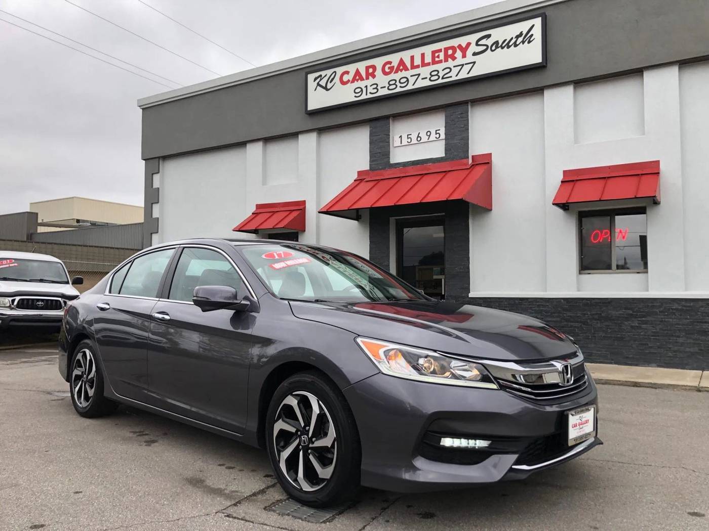 2017 Honda Accord EX-L — Sedan — 89,772 mi — olathe, KS