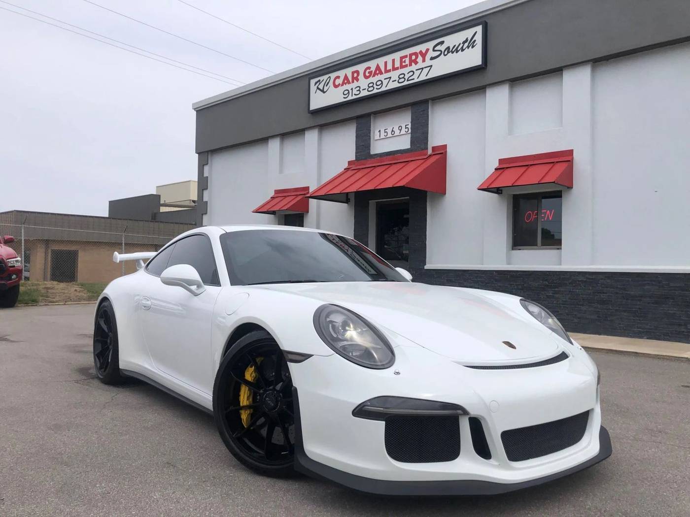 2015 Porsche 911 GT3 — Coupe — 18,018 mi — olathe, KS
