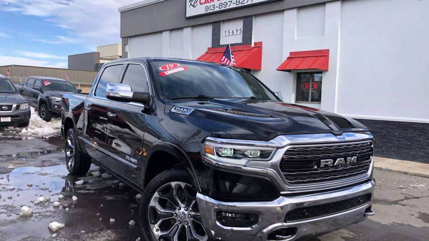 2019 Ram 1500 Limited — Pickup Truck — 110,966 mi — olathe, KS