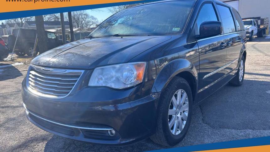 2013 Chrysler Town & Country Touring — Minivan — 142,723 mi — Chesapeake, VA