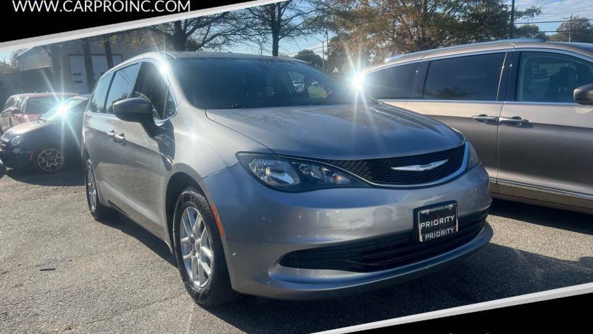 2017 Chrysler Pacifica Touring — Minivan — 159,839 mi — Chesapeake, VA