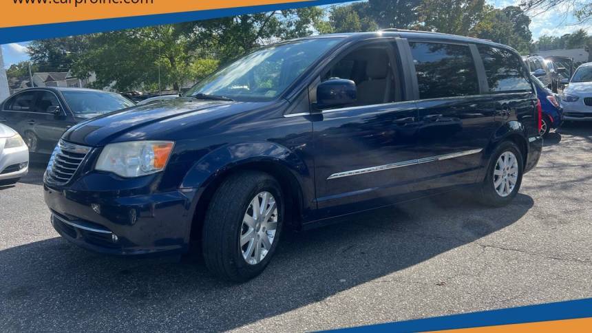 2014 Chrysler Town & Country Touring — Minivan — 149,255 mi — Chesapeake, VA