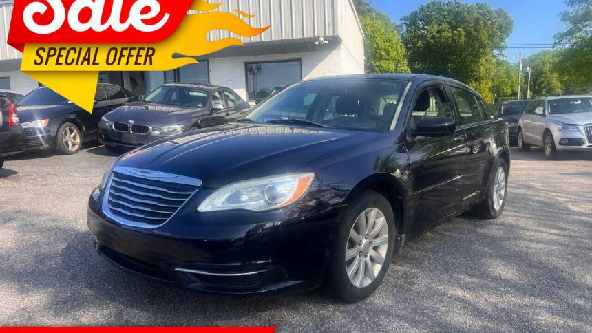 2011 Chrysler 200 Touring — Sedan — 130,637 mi — Chesapeake, VA