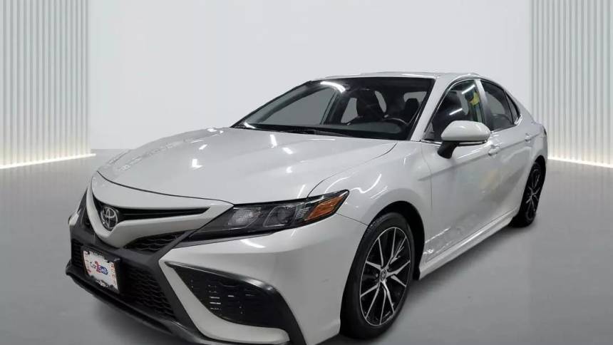 2022 Toyota Camry SE Nightshade — Sedan — 45,150 mi — Hillside, NJ