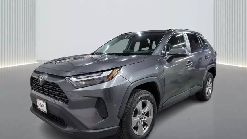 2022 Toyota RAV4 XLE — SUV — 42,550 mi — Hillside, NJ