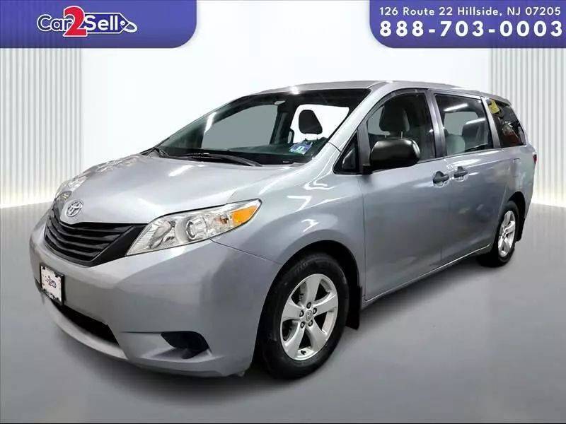2017 Toyota Sienna L — Minivan — 42,812 mi — Hillside, NJ