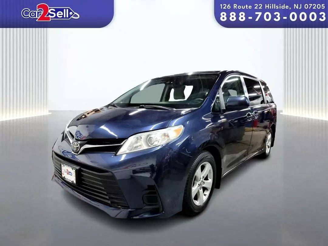2020 Toyota Sienna LE — Minivan — 126,850 mi — Hillside, NJ