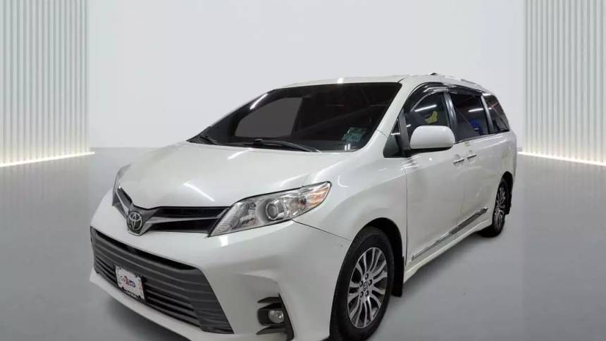 2020 Toyota Sienna XLE — Minivan — 147,153 mi — Hillside, NJ