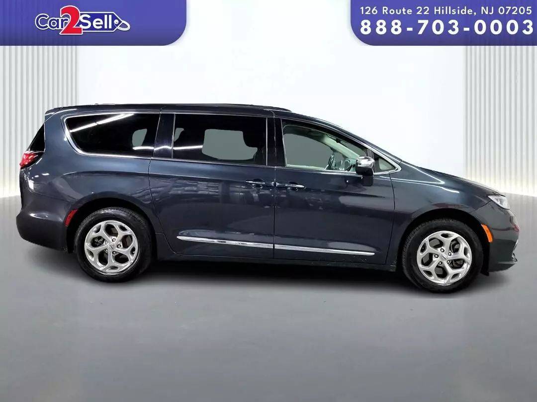 2021 Chrysler Pacifica Limited — Minivan — 58,550 mi — Hillside, NJ