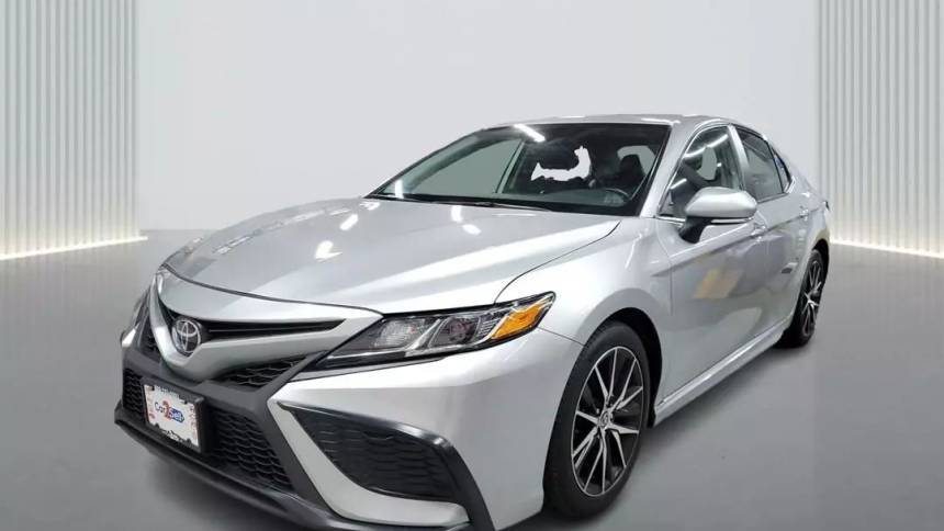 2022 Toyota Camry SE Nightshade — Sedan — 48,095 mi — Hillside, NJ