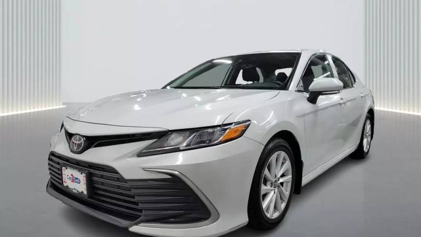 2022 Toyota Camry LE — Sedan — 40,138 mi — Hillside, NJ