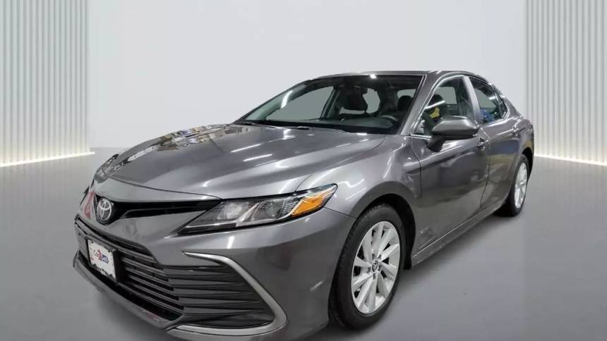 2022 Toyota Camry LE — Sedan — 39,550 mi — Hillside, NJ