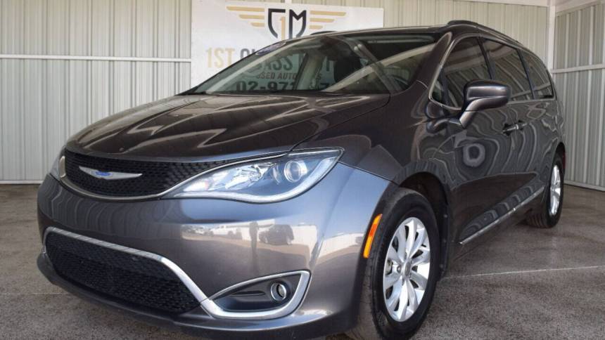 2017 Chrysler Pacifica Touring L — Minivan — 96,721 mi — Phoenix, AZ